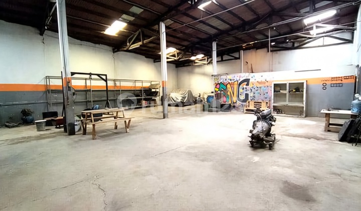 Padalarang Mainroad Warehouse for Quick Sale Near Kbp and Toll Gate