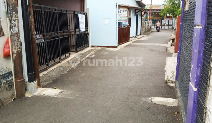 Rumahb mewah cantik Lubang Buaya  5