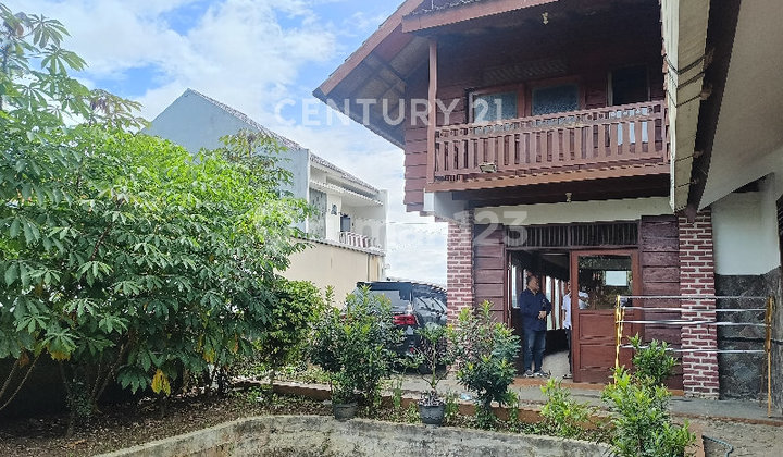 Murah Rumah Villa di Dekat Kota Baru Parahyangan