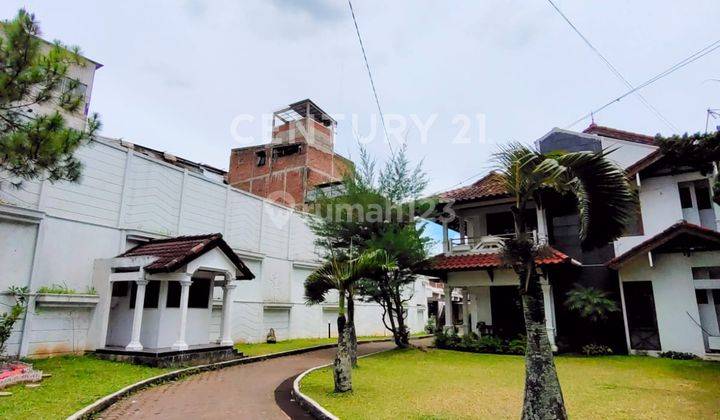 Rumah Multi Fungsi Dengan Halaman Luas Sayap Jl. Sutami. 1