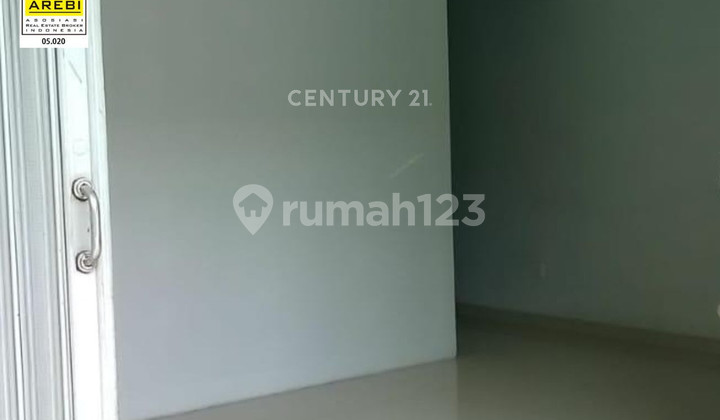 Affordable Strategic Shophouse Holis Regency Bandung 2