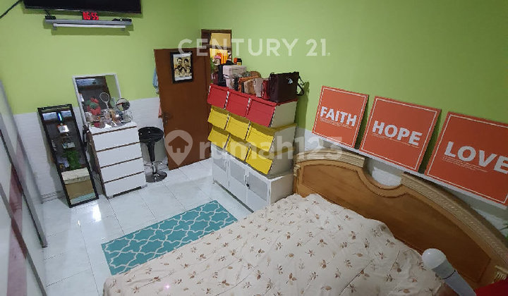 Rumah Asri Siap Huni Taman Holis Indah ,Kopo 2