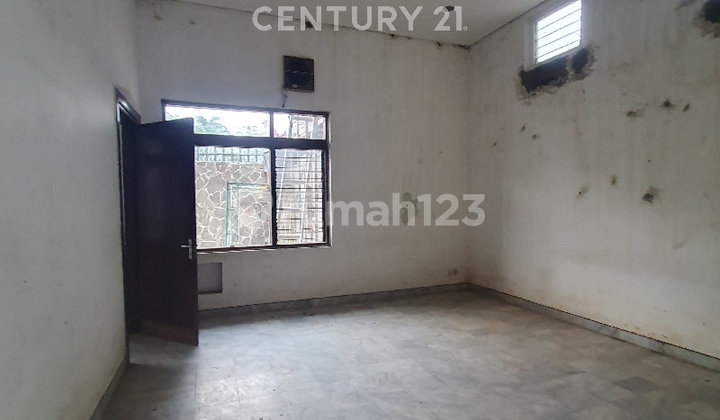 House Suitable for Cafe Business, Burangrang Wing Clinic Bandung 2