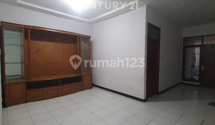 Ready-to-Occupy Residential House D Sayap Buah Batu 2