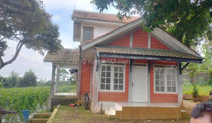 Rumah semi villa ada pemancingan lokasi strategis view lepas  2