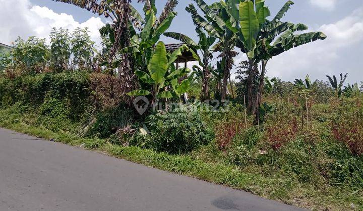 Lokasi murah sangat strategis+ investasi+villa nempel jalan  3