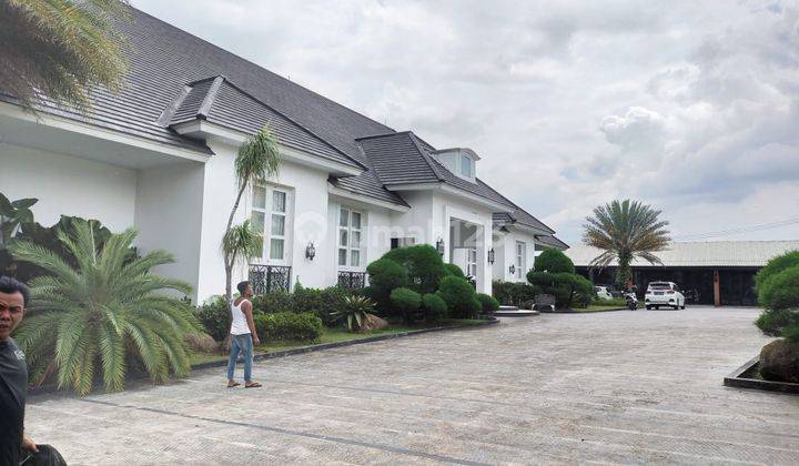Villa mewah siap huni lokasi sangat strategis banget view lepas 3