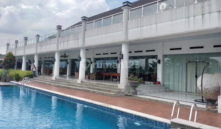 Villa mewah siap huni lokasi sangat strategis banget view lepas 7
