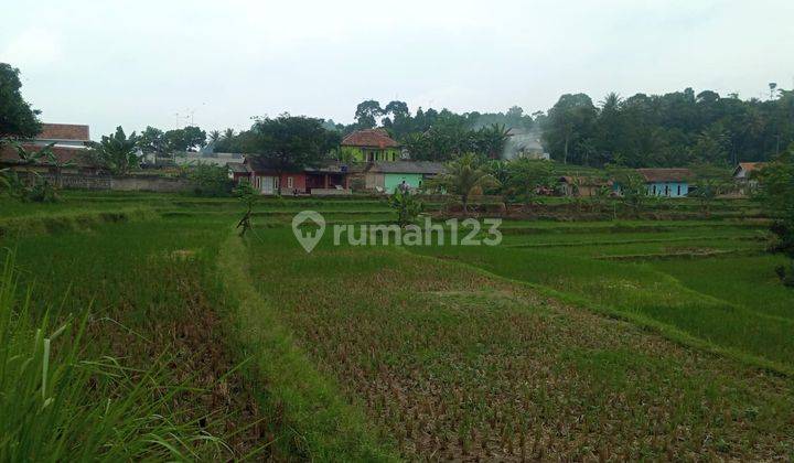 Tanah murah untuk investasi+villa lokas strategis nempel jalan   1