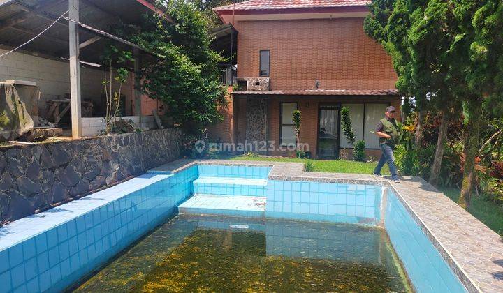 Villa bagus murah siap huni sangat strategis view lepas  2