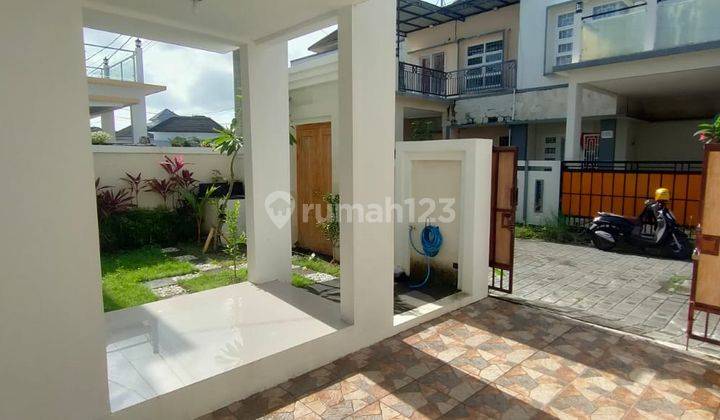 Rumah Modern Minimalis Dalam Komplek di Jimbaran