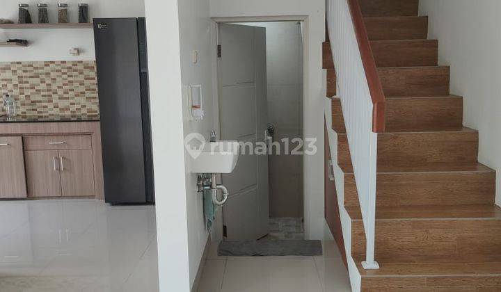 Rumah Modern Minimalis Dalam Komplek di Jimbaran