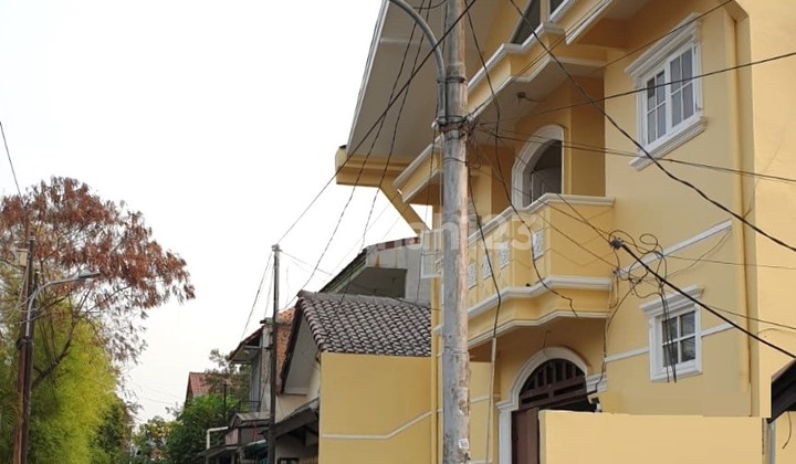 Rumah Kost kosan 2lantai Luas 161m Tebet Jakarta Selatan Rumah Kost kosan 2lantai Luas 161m Tebet Jakarta Selatan