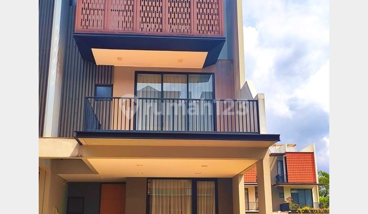 3-story 90m 6x15 Botany Hills House Cilandak South Jakarta
