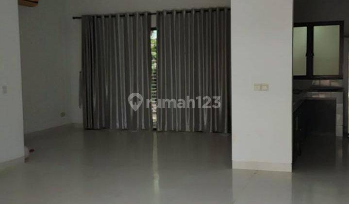 Rumah 2lt luas 9x17 153m 4KT Cluster Cassia JGC Jakarta Garden City 2