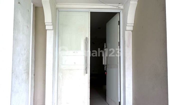 2-story house 10x17 170m Type 3KT Thames Cluster Jakarta Garden City 2