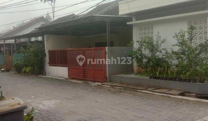 Rumah Di Perumahan Griya Galeri Pamulang Luas 108m2 Shm Barat 2