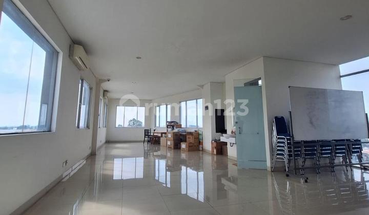 Office Building and Warehouse Workshop 1762m2 Certificate of Title