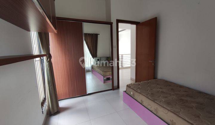 Disewakan Rumah Sangat Rapi dan Tinggal Bawa Koper di Villa Melati Mas 14