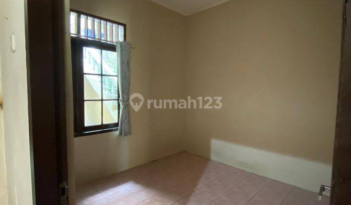 Disewakan Rumah sangat Rapi di Tangerang Kota 11