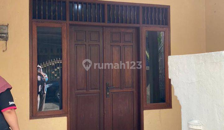Disewakan Rumah sangat Rapi di Tangerang Kota 13