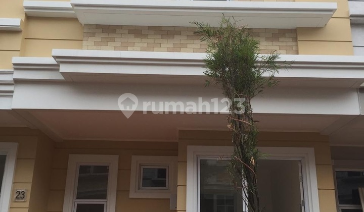 Neat House Ready to Live in Amarillo Village Gading Serpong