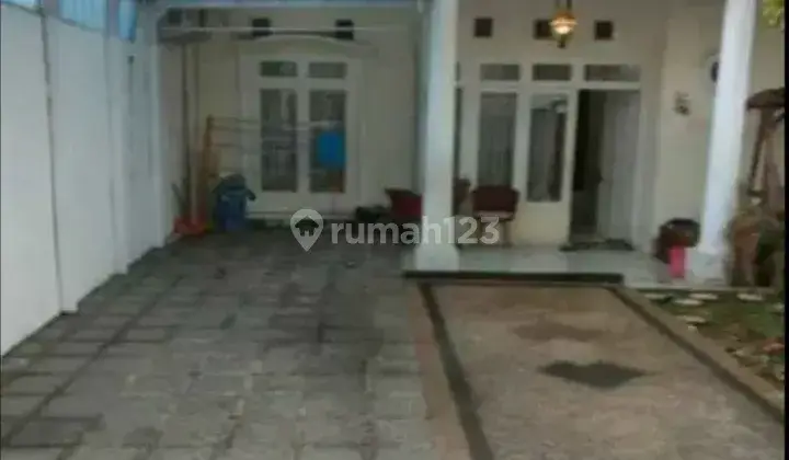 Dijual Rumah Di Pertukangan Selatan (PD013375) 2