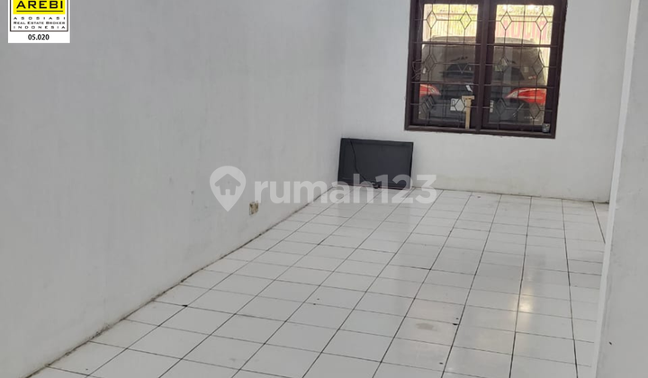 Hunian Minimalis Ada 4Kt Siap Huni di Taman Holis Indah Bandung 2