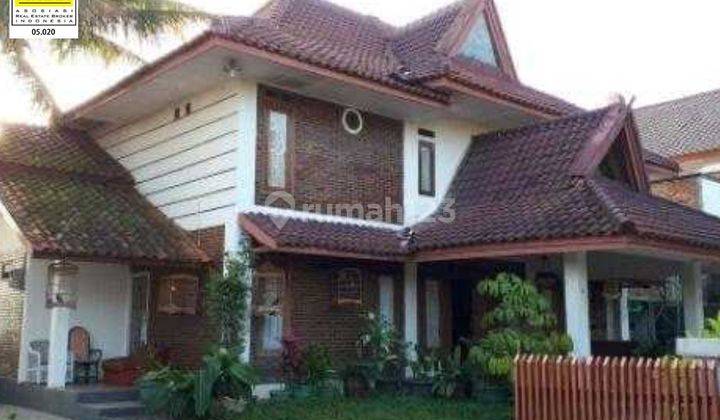 DIJUAL RUMAH MEWAH LUAS LOKASI STRATEGIS DI CILEUNYI, BANDUNG 2