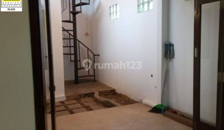 Jual Rumah Terawat Gak Bikin Galau Di Taman Holis Indah Bandung 2