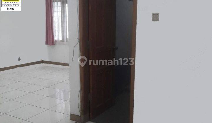 Sewa Murah Rumah 2 Lantai Tengah Kota Paling Ok Di Setrawangi Bandung 2