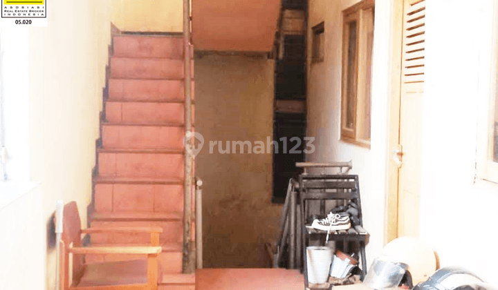 Dijual Rumah kost, Bangunan 2 Lantai Jl.sentral Cibabat Cimahi 1