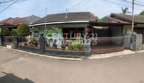 Cepat Rumah Strategis Luas Terawat Siap Huni Komplek Riung Bandung 1