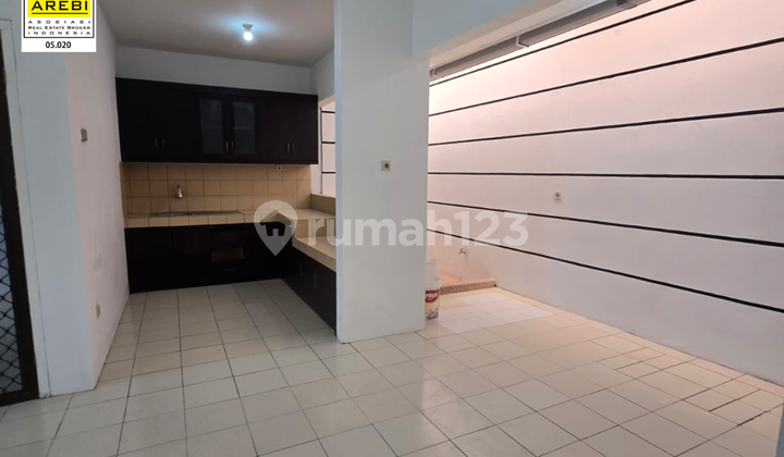 Stok Hunian Minimalis Terbaik Banyak Sumba Kota Baru Parahyangan