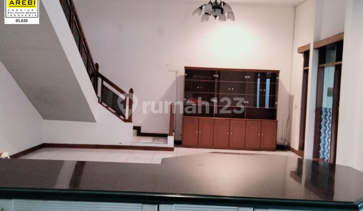 For Sale and Rent 2-Story Spacious Ready-to-Occupy Residence in Parahyangan Permai Bandung 2