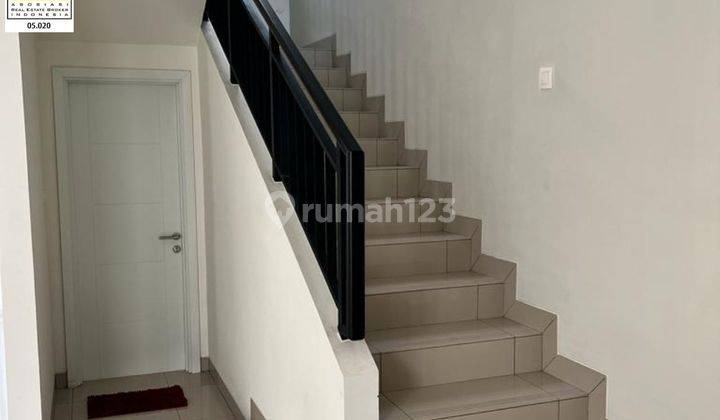 Rumah Modern Masa Kini Dalam Cluster Di Summarecon Bandung 2