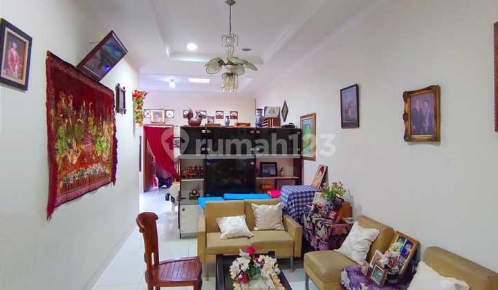 House Pejompangan Dalam, Jakarta Pusat, Type 3+1, Idr 13 M, Bagus  1