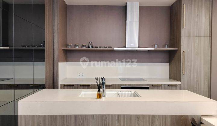 Verde Two, Apartemen luxury di jantung Kuningan, 2 bedroom, spacious, failitas super lengkap, 15 menit ke bandara Halim Perdana kusuma 2