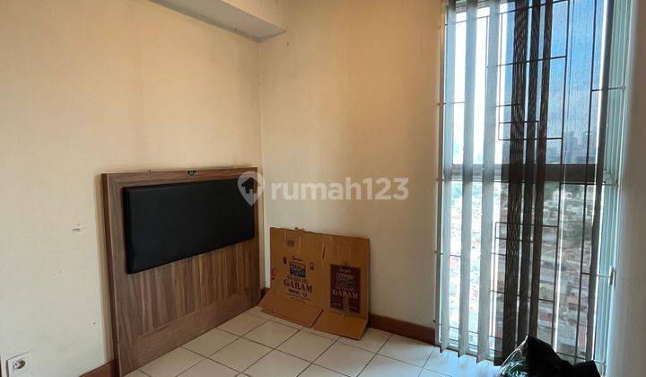 ruang keluarga marbella kemang apartment 3 bedroom,