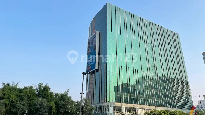 Office Lippo Thamrin Jakarta Pusat, 218 m2, sebrang Sarinah dan 5 menit jalan kaki ke MRT station Bundaran HI dan Plaza Indonesia