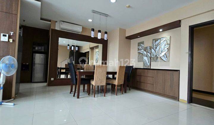 Gandaria Height  3  bedroom, Loft unit, connecting to mall Gandaria City, 10 minutes to Senayan and Pondok Indah 1