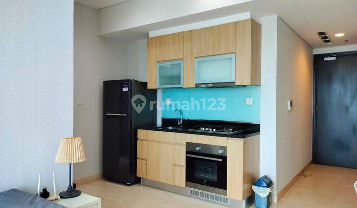 Sky Garden Apartement, 2 bedroom, scandinavian interior, city view, walking distance to Setiabudi Plaza and MRT Station 2