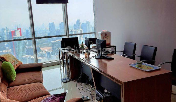 Axa Tower Office Space, 348 m2, Hadap TImur, Feng shui Bagus, harga 29 juta/m2, hanya 5 Menit ke LRT Station,  direct akses ke Mall Kuningan ity 2