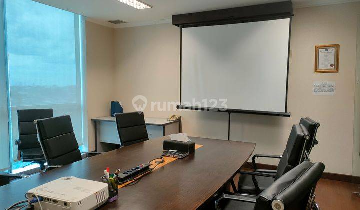 Office Space Gandaria 8, full floor, furnished, close to Senayan and Pondok Indah, 29 million/ sqm 2