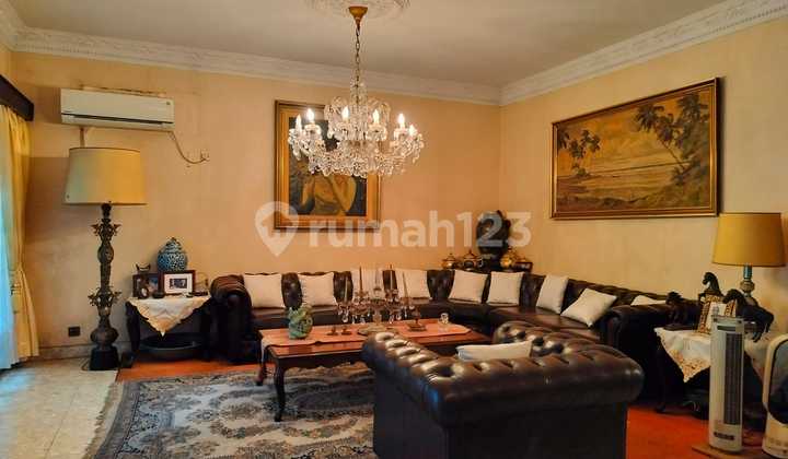 Rumah lama terawat, luas : 700 m2, Jalan Tanah Mas, Pulomas Jakarta Timur  depan pacuan kuda, 5 menit ke Rumah Sakit Colombia Asia