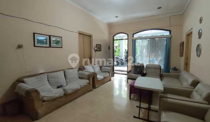 Rumah di Duren Tiga Jakarta selatan , 500 meter ke RS Asri, 5 menit ke  Mampang Prapatan Raya,10 menit ke jl Raya Pasar Minggu