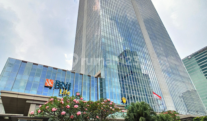 Office Centenial Tower Gatot Subroto luas : 201 m2, semi partisi,  siap digunakan tanpa renovasi besar, akses bebas ganjil genap, 5 menit ke Semanggi