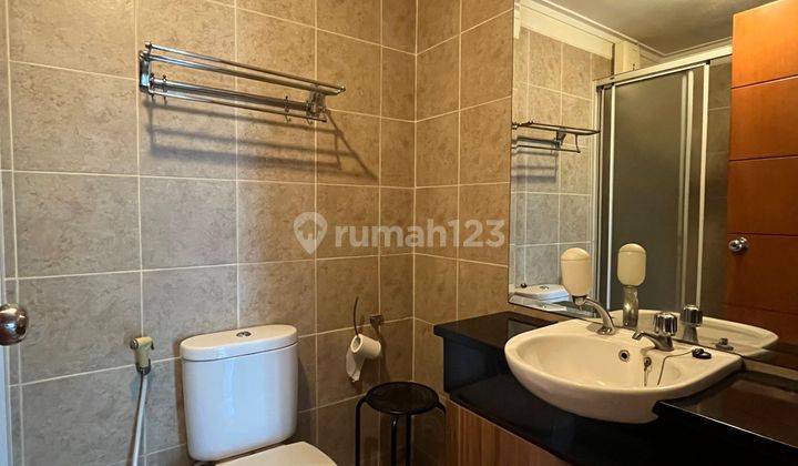 kamar mandi marbella kemang apartment 3 bedroom,