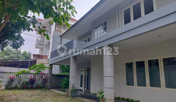 Rumah Terawat Cocok Silent Office di Cikini Jakarta Pusat, 600 M2, Siap Huni, 200 Meter ke Rs Cikini dan Hanya Berjarak 2 KM Fkui Rscm