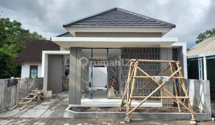 Rumah baru siap huni di Purwomartani 10 menit ke ambarukmo plaza 1